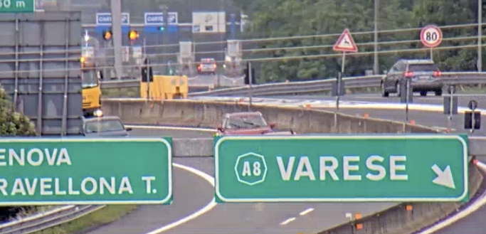 Incidente sull'Autolaghi: soccorsi 4 giovani, traffico in tilt per alcune ore