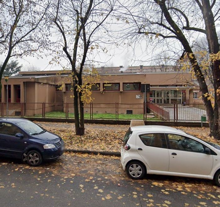 Novara: finto allarme bomba alla scuola dell’infanzia Collodi, evacuati 80 bambini