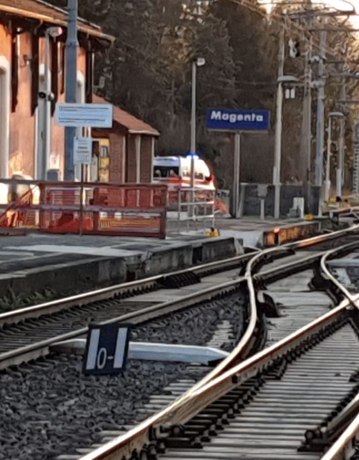 Magenta: segnalata persona investita dal treno, trasferita in ospedale in codice rosso