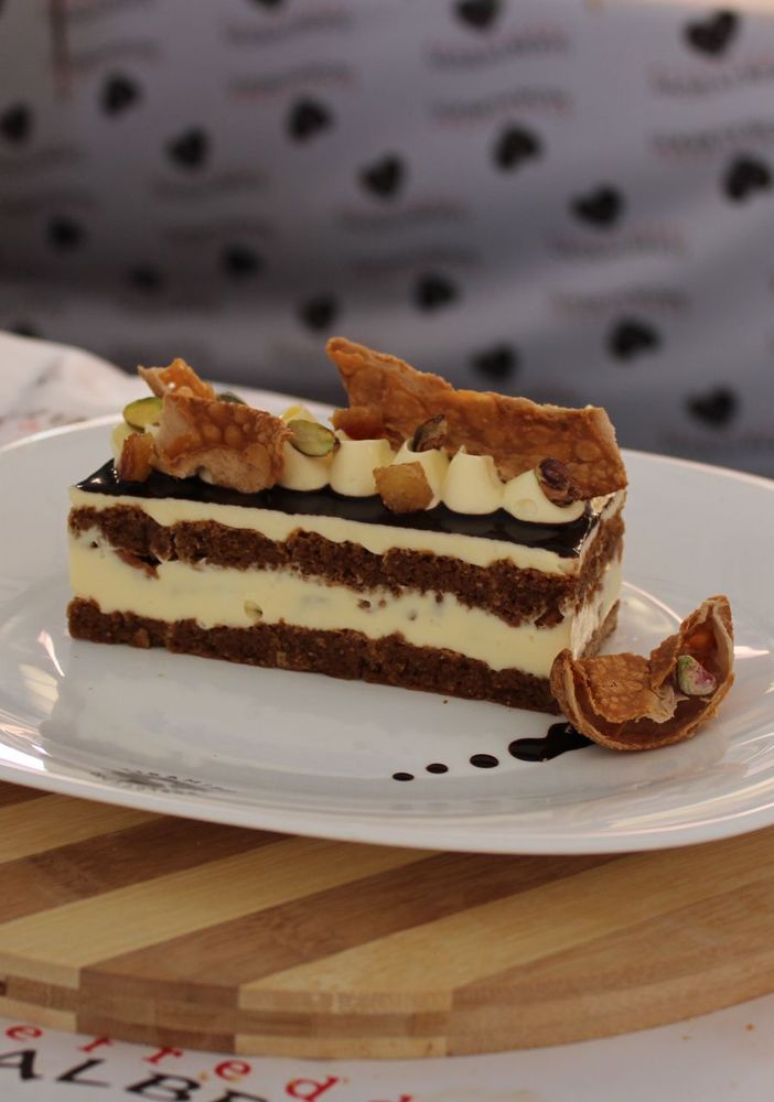 Milano, la ragazza morta per il tiramisù: il fidanzato aveva chiesto rassicurazioni
