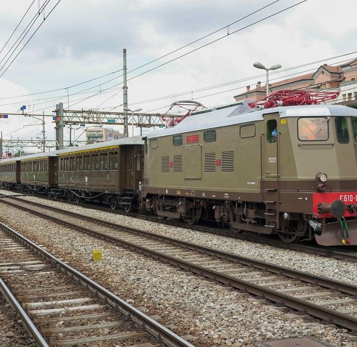 Treno storico di Trenord: un viaggio negli anni ‘20 da Milano a Laveno