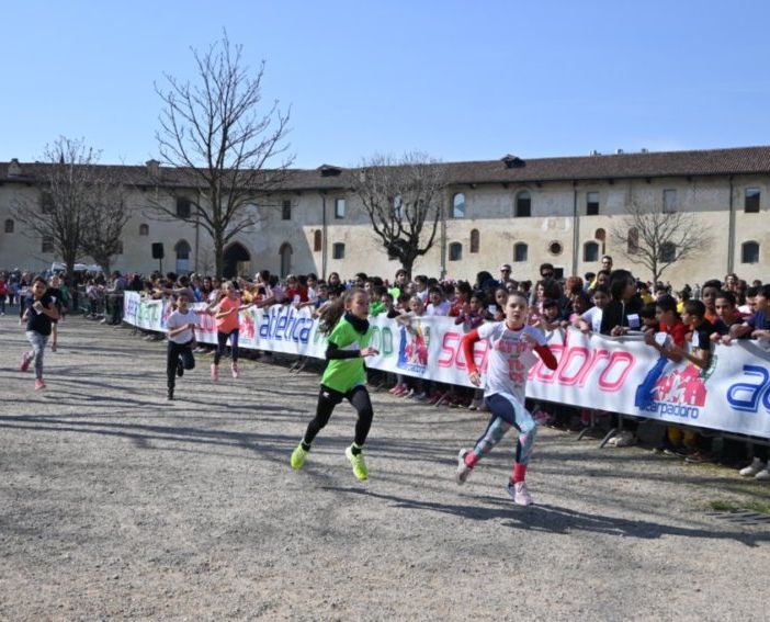 FOTOGALLERY - Corsa campestre: ennesimo trionfo per il Trofeo Pensa, al traguardo 738 alunni delle scuole elementari e primarie