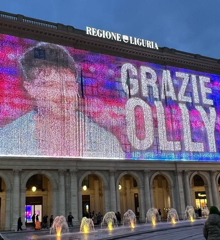 Sanremo 2025: la regione si illumina per celebrare la vittoria di Olly, in piazza le note di 'Balorda nostalgia'