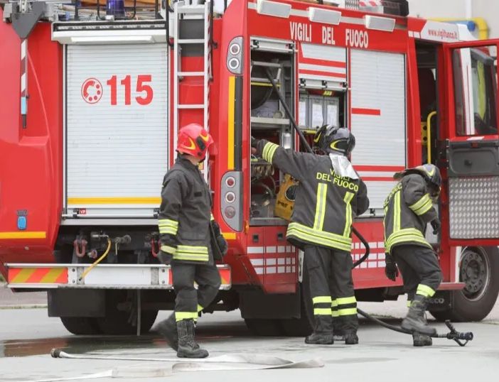 Mezzanino: vitello cade nel Po, salvato dai Vigili del fuoco
