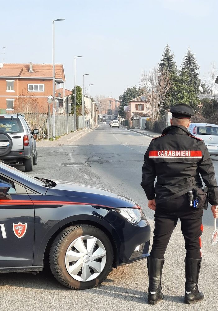 Voghera: sorpreso a circolare con una moto dalla targa clonata, 50enne ai domiciliari finisce in carcere