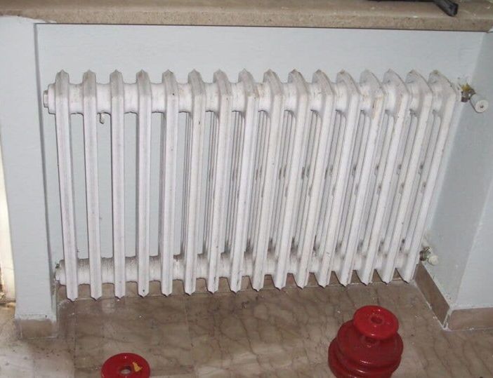 Pavia, stacca termosifone al San Matteo: allagato il pronto soccorso
