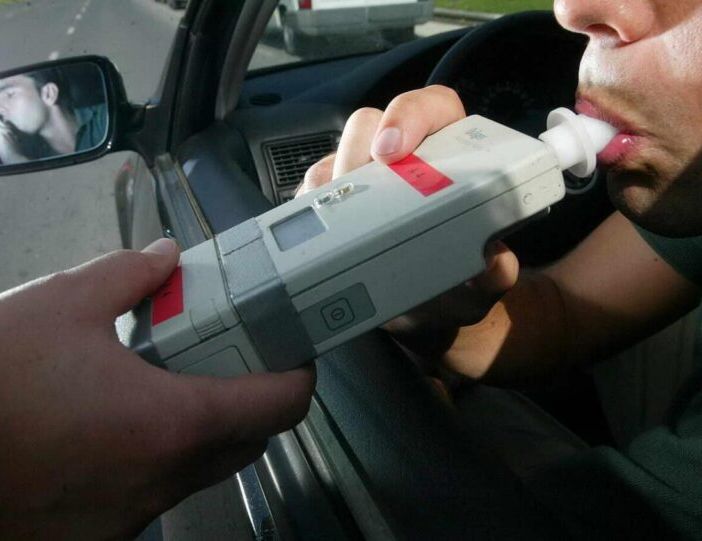 Abbiategrasso, controlli serali: un conducente positivo all’alcoltest