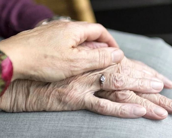 Inveruno: alla Casa Famiglia ‘E.Azzalin’ torna il ‘Maggio Senior’