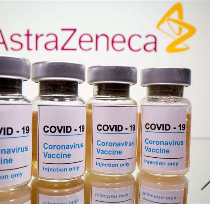 Arrivate all’esercito italiano 400mila dosi di vaccini Astra e Moderna