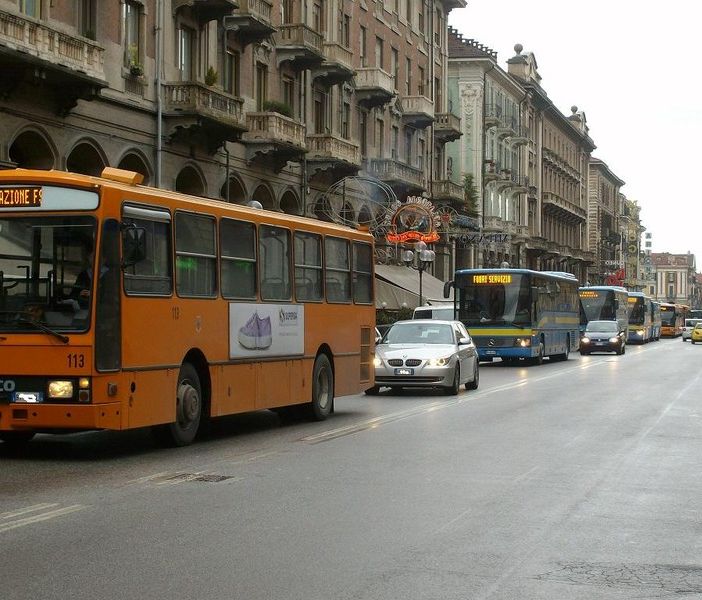 Super Green Pass, la Prefettura dispone controlli a campione nelle fermate dei mezzi pubblici