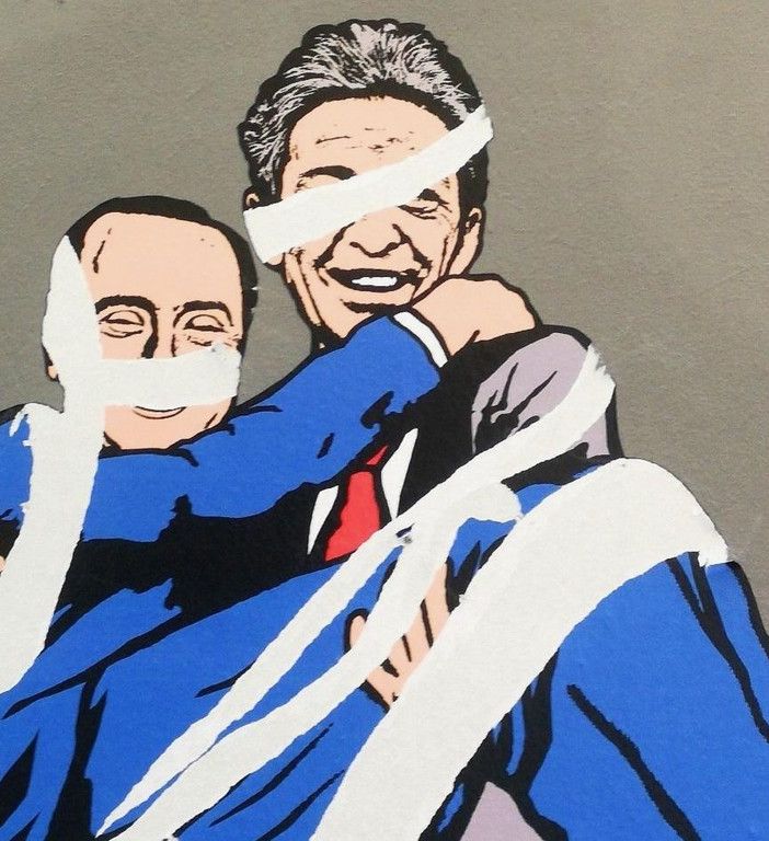 Milano, vandalizzato murale con Berlinguer e Berlusconi