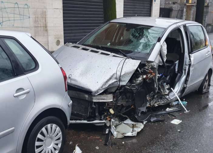 FOTO. Auto fuori strada nella notte: un morto e un ferito a Busto Arsizio