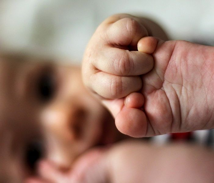 Mamme e neonati insieme al San Matteo di Pavia, aggiunte 25 culle per il rooming in