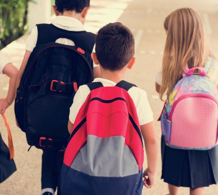 Scuola, iscrizioni per anno 2025-2026 slittano di due settimane