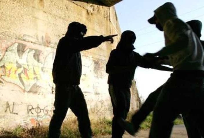 Pavia, 14enne rapinato due volte da baby gang: la Polizia blocca due minori