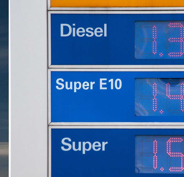 Caro benzina: a Livigno 1.48 al litro, ci vanno tutti per fare il pieno