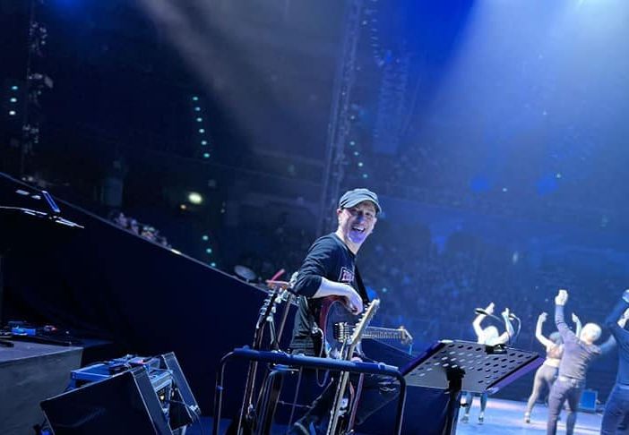 Renato Zero al Forum di Assago, sul palco con lui il grande Bicio Leo da Abbiategrasso