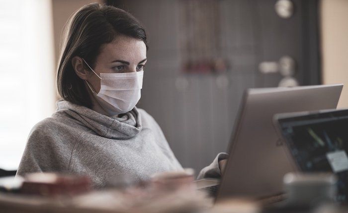 Covid, dal 1° aprile stop alla quarantena per i contatti stretti e ai tempi di attesa per i tamponi di conferma