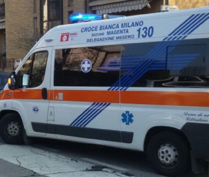 Boffalora sopra Ticino: inala vapori mentre lavora al cantiere Vetropack e finisce in ospedale