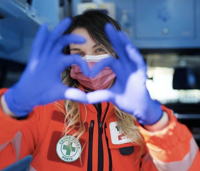 Covid, oggi nessuna vittima in Lombardia. Fontana: «La notizia più bella»