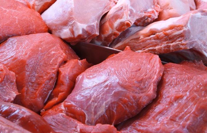 Trezzano sul Naviglio: 3 tonnellate di carne non refrigerata, multato conducente