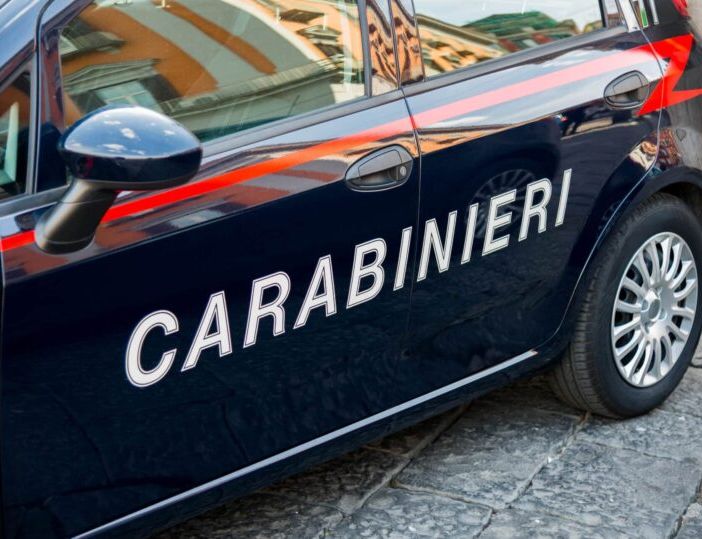 Sedriano: picchia moglie, figlio e operatore del 118