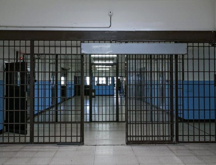 Suicidi nel carcere di Vigevano, arriva interrogazione parlamentare