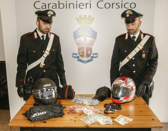 Corsico, tentato furto a scuola: i carabinieri arrestano 24enne