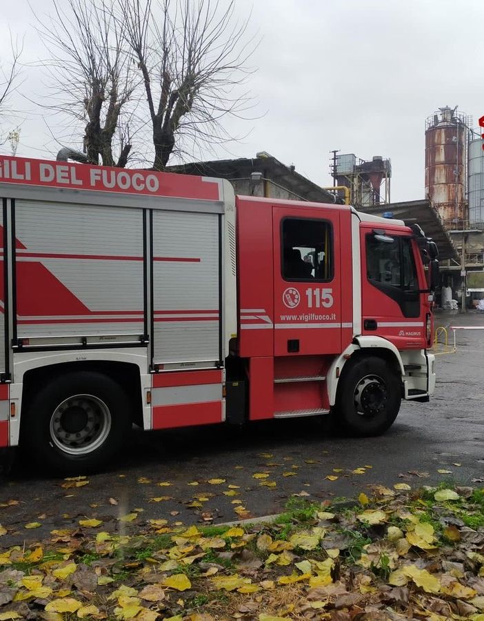 Corsico, esplosione in ditta: danni, ma nessun ferito