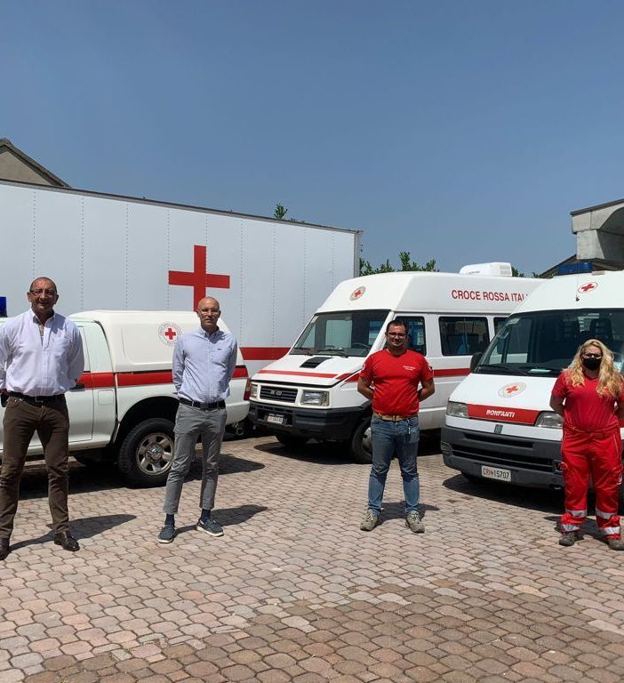 Cri Pavia, il gruppo Saviola dona i pannelli per la pavimentazione dell’hub vaccinale del Palacampus di Pavia