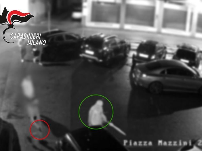 Gambizzato fuori da un bar di Dairago: custodia cautelare in carcere per tre uomini