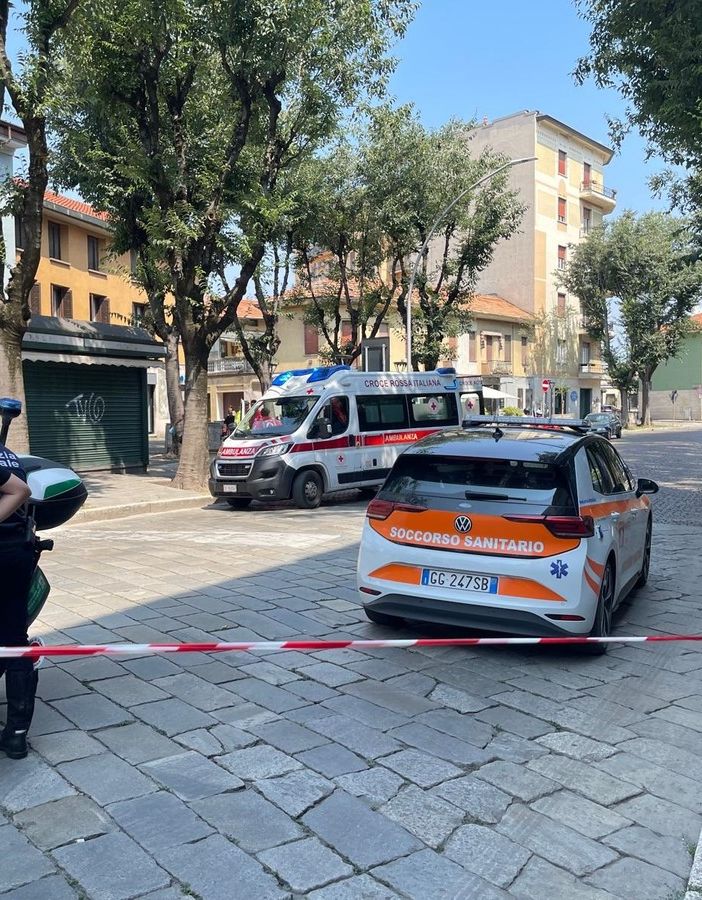 Vigevano: donna e bambino investiti da un furgone all'incrocio