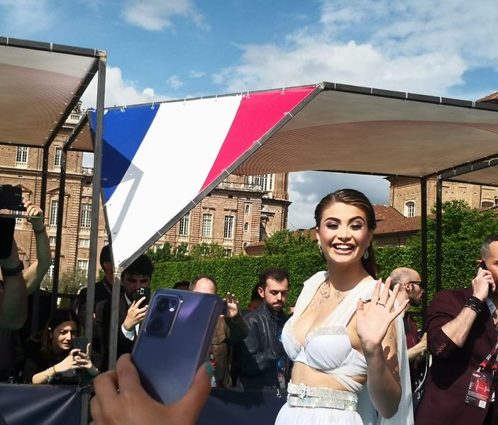 Eurovision: da Emma Muscat ad Achille Lauro agli ucraini, voci e volti della sfilata [VIDEO e FOTO]