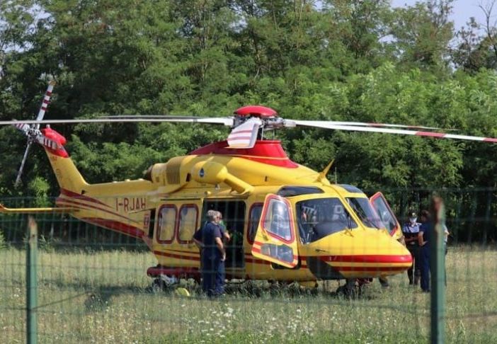 Cava Manara: fabbro 88enne elitrasportato al centro grandi ustionati di Genova