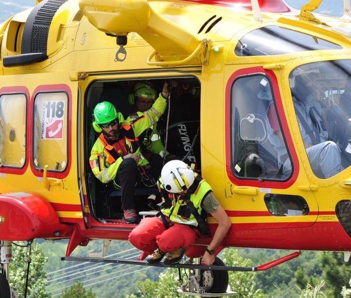 Bornasco: cade dalla moto, gravissimo un 17enne