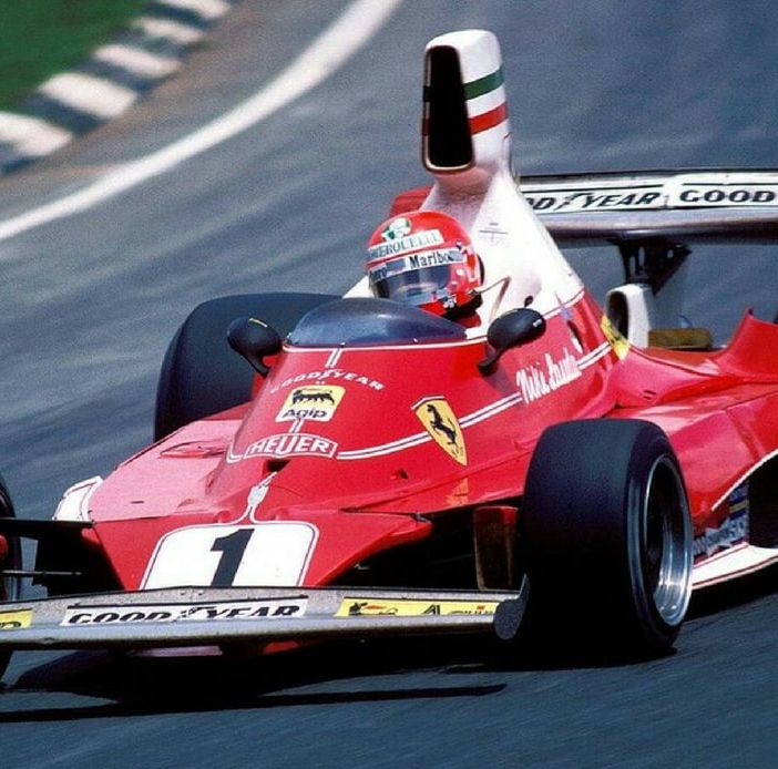 Chiasso, la Gdf scopre e sequestra una ‘replica’ della F1 di Niki Lauda