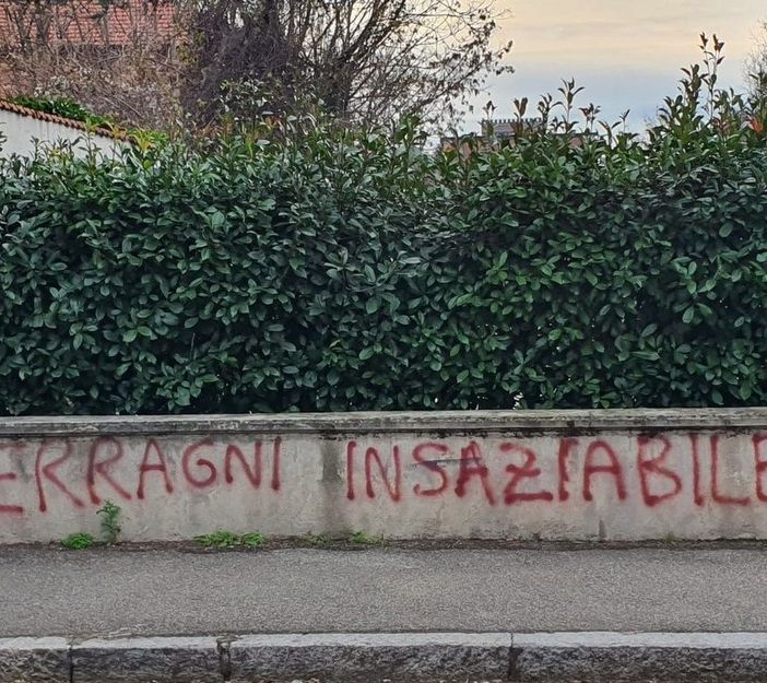 Busto, scritta volgare contro Chiara Ferragni