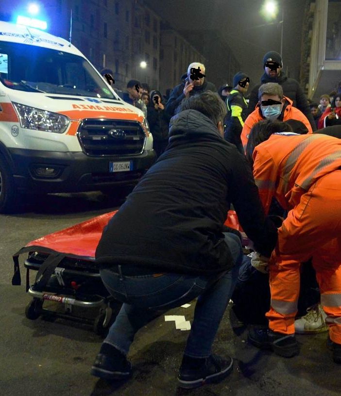 Milano, festa per il Marocco: altri tre feriti lievi, l’accoltellato stava sedando una rissa