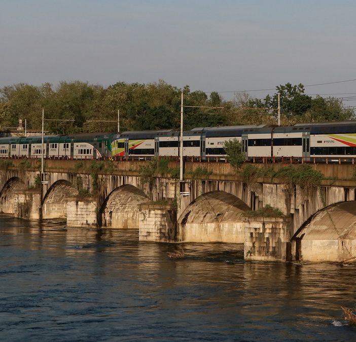 Magenta: il ragazzo ferito vicino ai binari non è stato investito dal treno