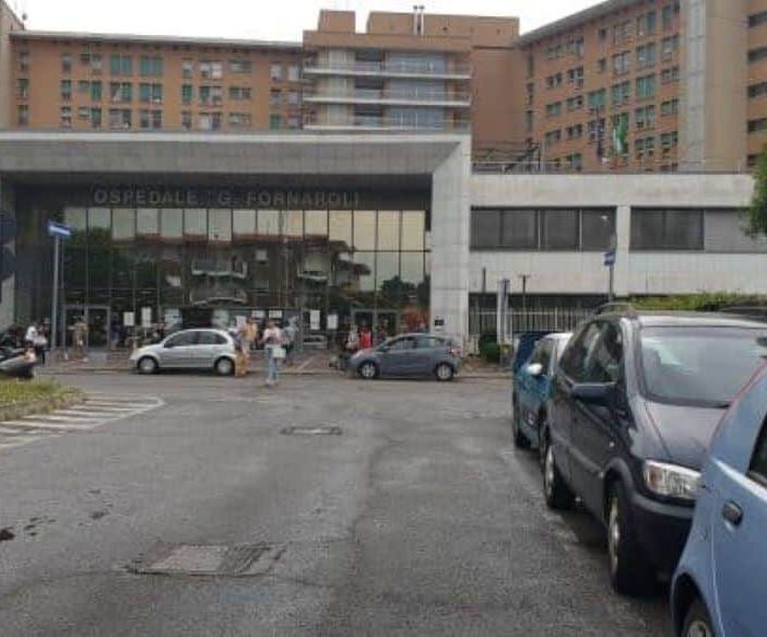 Magenta: armato di coltello all’ospedale Fornaroli, bloccato e denunciato dai carabinieri