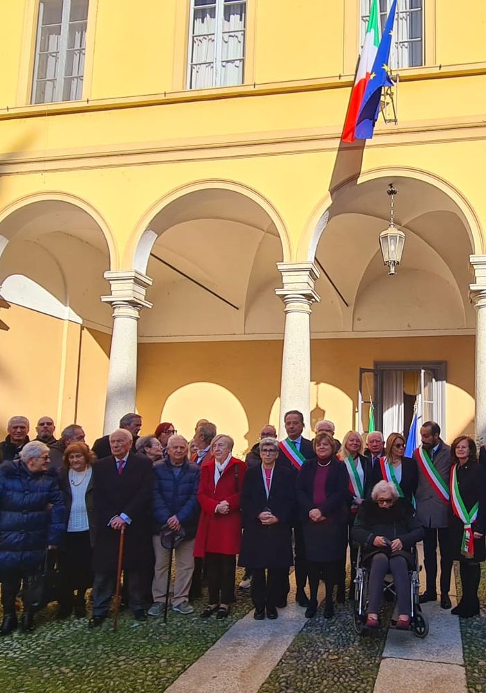 Pavia, consegnate le Medaglie d'Onore a 23 militari deportati nei lager nazisti