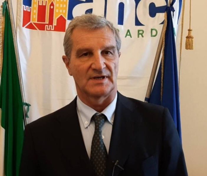 «Da settimane chiediamo gli elenchi degli over 80 per contribuire a rendere più efficiente la campagna vaccinale»