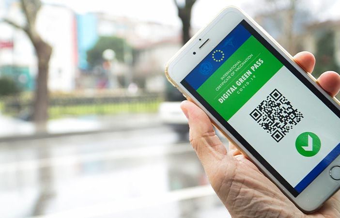 Green Pass, ecco la bozza del decreto: sarà obbligatorio dal 5 agosto
