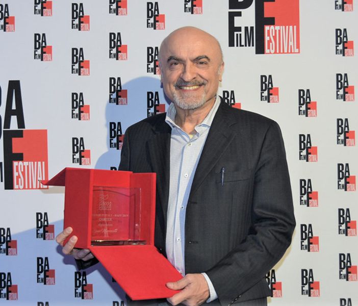L'attore durante la premiazione al Baff
