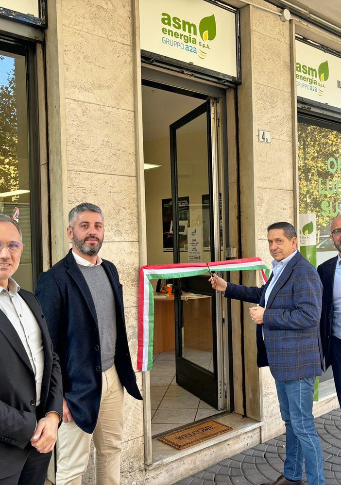 Inaugurato un nuovo Asm Point a Trecate