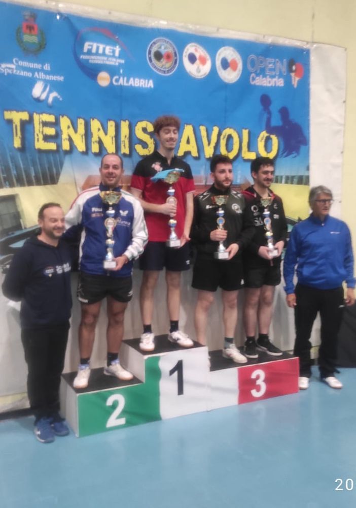 Tennistavolo: torneo Open Calabria, Antonio Cofano termina secondo nella categoria 800M - 100F