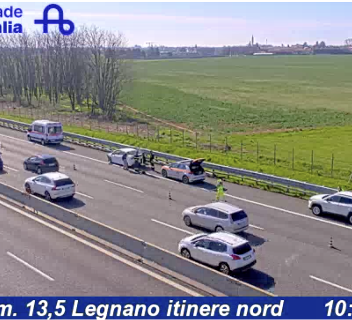 I soccorsi visti dalle telecamere di Autostrade per l'Italia