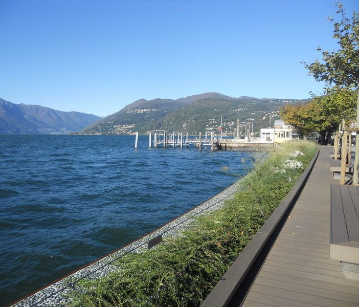 Il lungolago di Luino