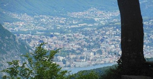 L'Italia chiude, la Svizzera prepara le riaperture dal 22 marzo: dalle terrazze di bar e ristoranti alle manifestazioni all'aperto con 150 persone