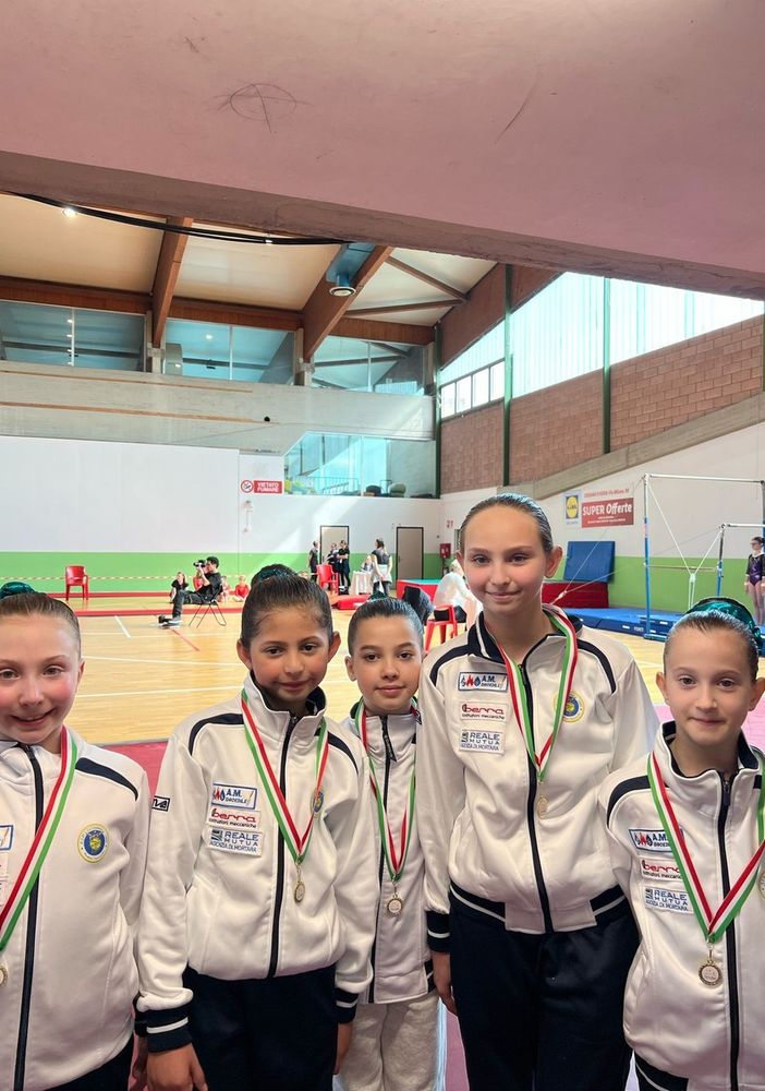 Ginnastica, settimo posto per le giovani atlete della Costanza Massucchi Mortara nella prova del campionato silver